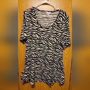 Lularoe shirt